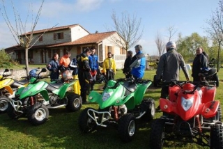  Short break before resuming the hike 